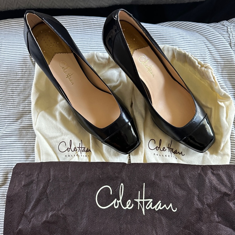 Cole Haan Women's Black Leather Pumps with Patent Toe and Heel - 7.5